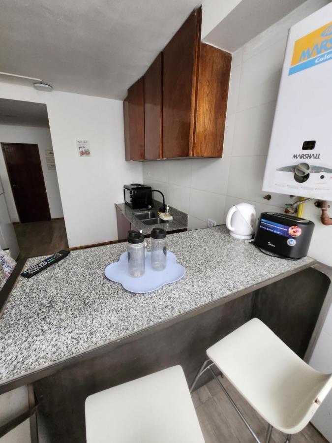 Departamento Ubicadisimo Calle Chile Con Estacionamiento Incluido Capital Mendoza3 Centro Apartman Kültér fotó