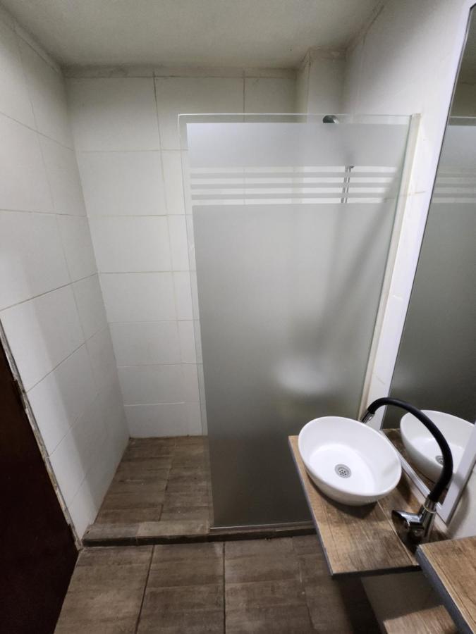 Departamento Ubicadisimo Calle Chile Con Estacionamiento Incluido Capital Mendoza3 Centro Apartman Kültér fotó